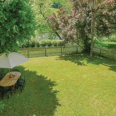 Stunning In St Antoine De Breuilh *