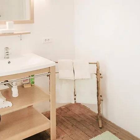 Semesterbostad Stunning In St Antoine De Breuilh *