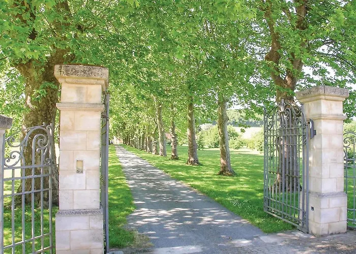 Stunning In St Antoine De Breuilh Σπίτι διακοπών Saint-Antoine-de-Breuilh