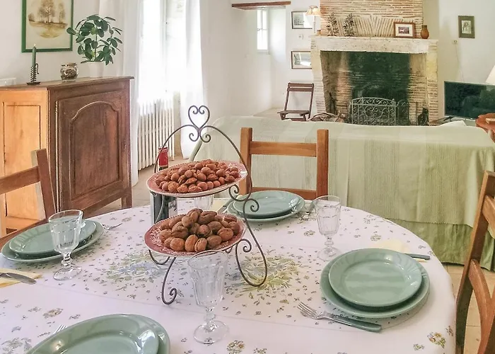 Stunning In St Antoine De Breuilh * Saint-Antoine-de-Breuilh